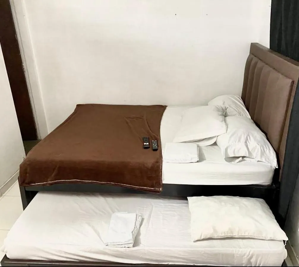 Apartamentos En Laureles Estadio Medellin 0*,